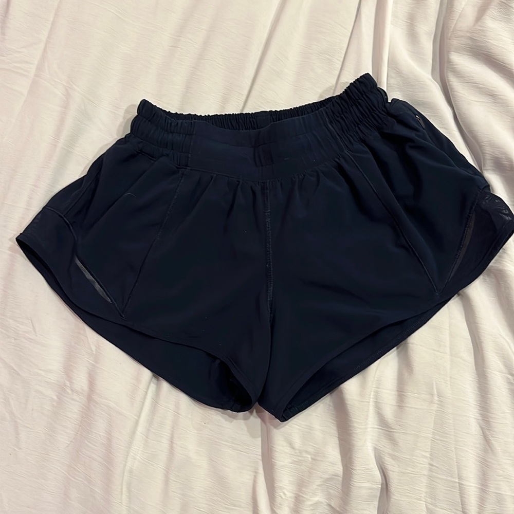 Lululemon hotty hot 2.5inch navy